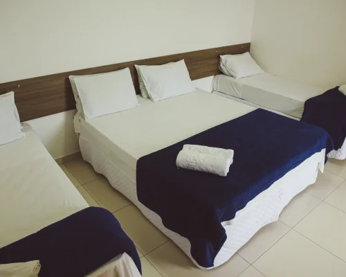 QUÁDRUPLO SUPERIOR LUXO COM VISTA PRAIA GRANDE (1)redimensionada