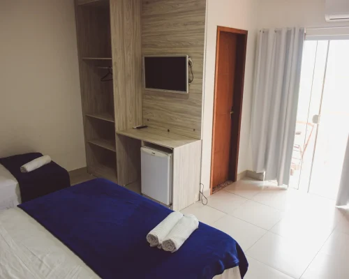 TRIPLO SUPERIOR LUXO COM VARANDA (6)redimensionada
